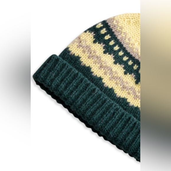 NWT BURBERRY FAIR ISLE BEANIE HAT CASHMERE / WOOL - GREEN / CREAM / TAN - Picture 11 of 11